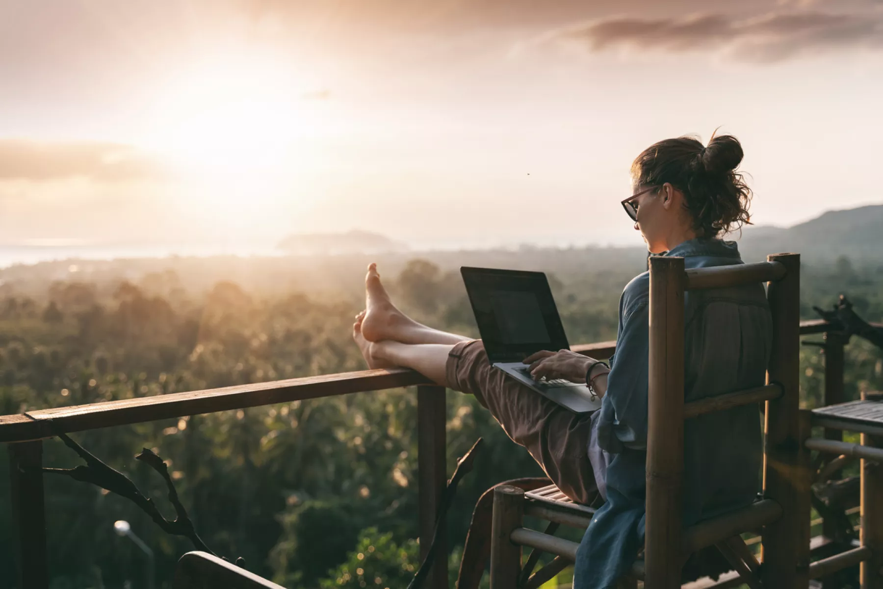 Revolutionize Your Strategy: The Power of Direct Booking Websites with Jurny